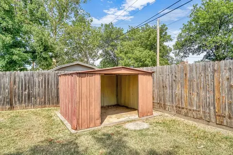 2012 N Mockingbird Ln, Altus, OK 73521 photo 39