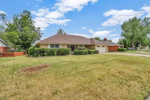 2012 N Mockingbird Ln, Altus, OK 73521 photo 37