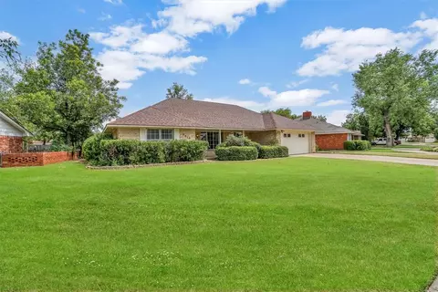 2012 N Mockingbird Ln, Altus, OK 73521 photo 4