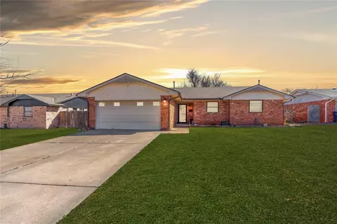 2405 S Jensen Ave, El Reno, OK 73036