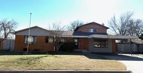 2208 Lee Dr, Altus, OK 73521