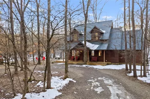 102 Fork Creek Trl, Broken Bow, OK 74728