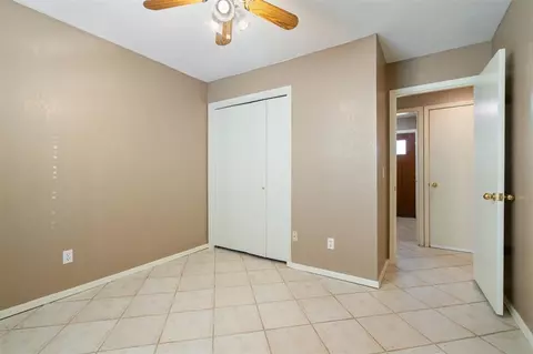 236 E Platt Dr, Yukon, OK 73099 photo 8