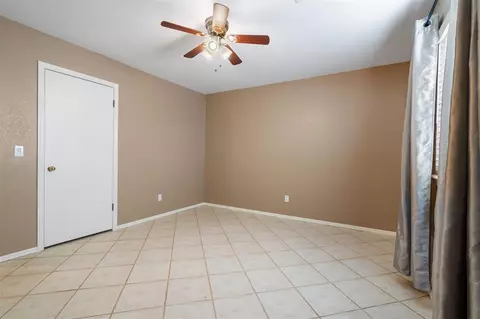 236 E Platt Dr, Yukon, OK 73099 photo 7