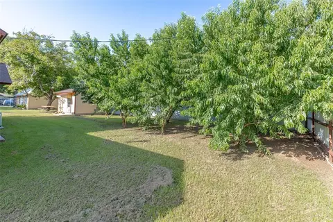 109 S B St, Davis, OK 73030 photo 24