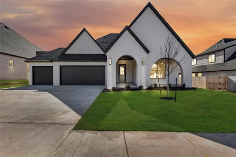8708 Beechgrove Dr, Arcadia, OK 73007