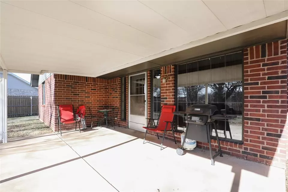  1008 Meadow Lake Dr, Noble, OK 73068 photo 29