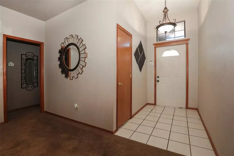  1008 Meadow Lake Dr, Noble, OK 73068 photo 4