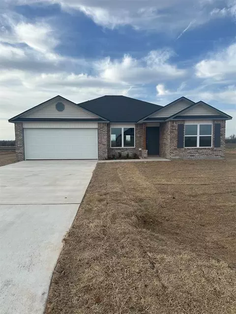 40933 Shawnee Meadows Dr, Shawnee, OK 74804