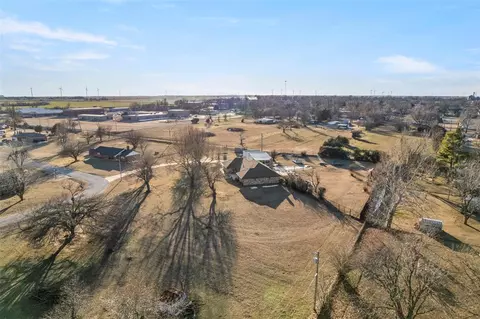 505 West Dr, Tuttle, OK 73089 photo 35