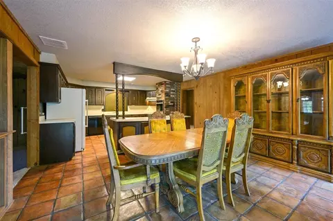 412 Oak St, Broken Bow, OK 74728 photo 22