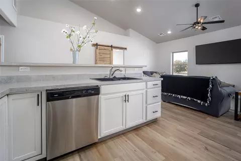 14745 E College Ave, Coyle, OK 73027 photo 9