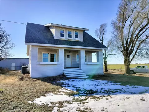 12081 County Road 1060 Rd, Hinton, OK 73047