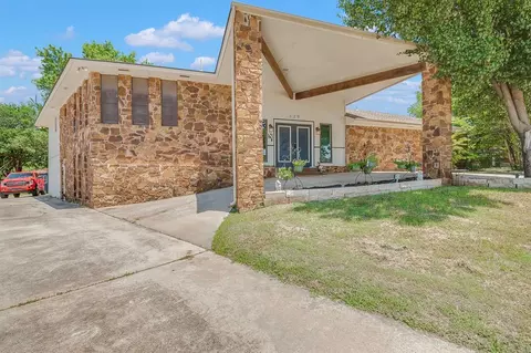 329 W Grand Teton Ct, Yukon, OK 73099