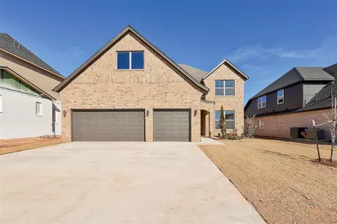 8009 Cal Dr, Edmond, OK 73034