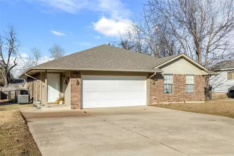 311 E Northrup Dr, Midwest City, OK 73110