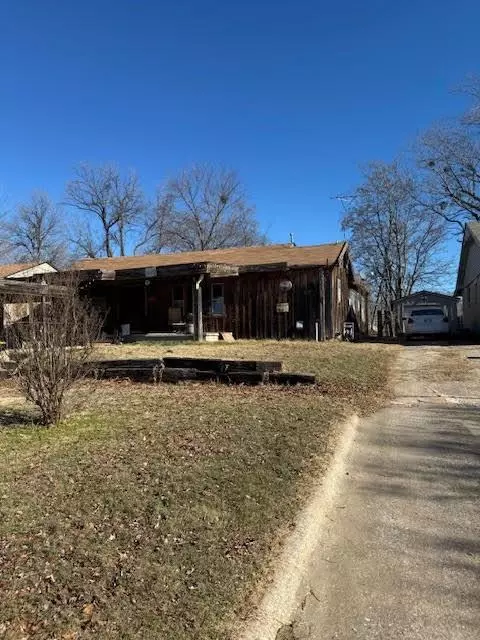 524 S Canadian Ave, Purcell, OK 73080