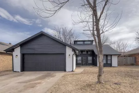 2000 Sandy Creek Trl, Edmond, OK 73013