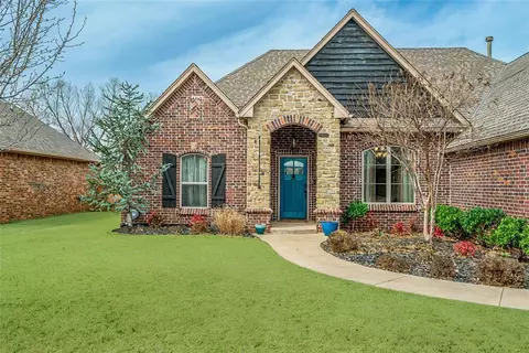 14009 Savannah River Way, Yukon, OK 73099
