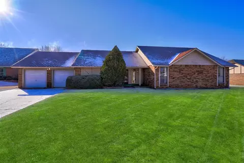 1150 Elk St, Yukon, OK 73099