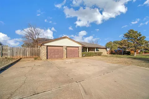 1101 N Prairie Dr, Altus, OK 73521 photo 2