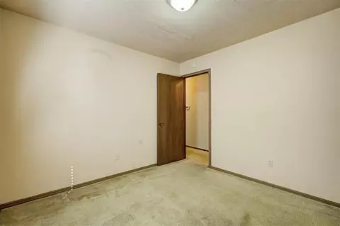 1902 Oakmeadows Dr, Norman, OK 73071 photo 21