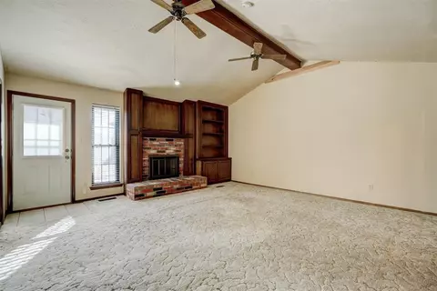 1902 Oakmeadows Dr, Norman, OK 73071 photo 4