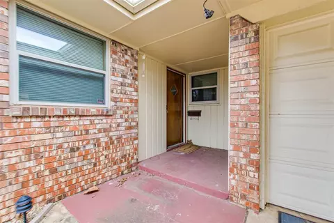 501 Lotus Ave, Midwest City, OK 73130
