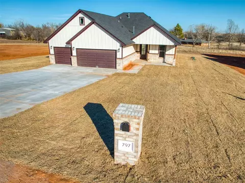 797 Ole Rock Creek Ranch Rd, Tuttle, OK 73089 photo 2