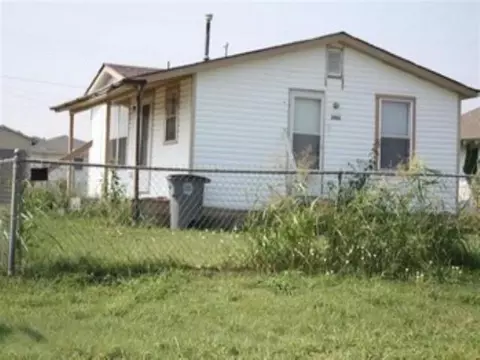 2002 SW Charles W Whitlow Ave, Lawton, OK 73501
