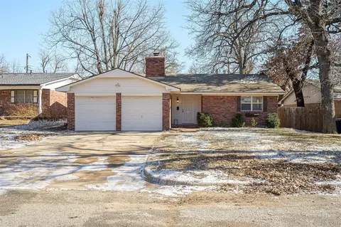 640 Woodland Way, Oklahoma City, OK 73127