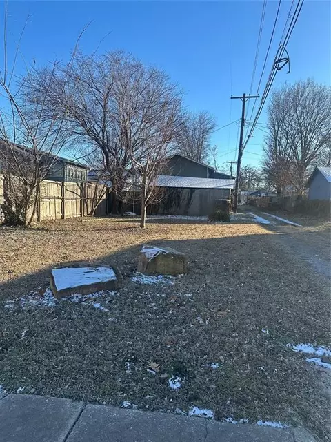 1310 W Easton Pl, Tulsa, OK 74127