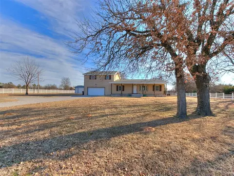 4800 Lake Dr, Harrah, OK 73045