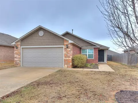 1760 Sussex St, Newcastle, OK 73065