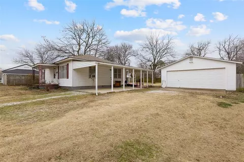 809 W 5th St, Ada, OK 74820 photo 2