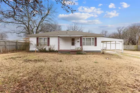 809 W 5th St, Ada, OK 74820 photo 3
