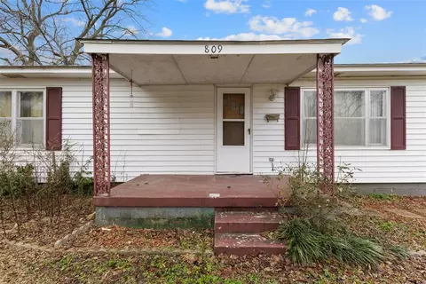 809 W 5th St, Ada, OK 74820 photo 4