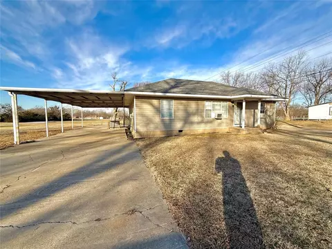 1429 Pastusek Ave, Prague, OK 74864