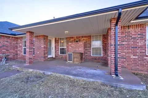 102 Briscoe Dr, Tuttle, OK 73089 photo 44