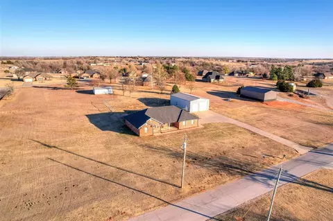 102 Briscoe Dr, Tuttle, OK 73089 photo 49