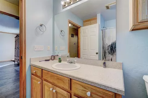 102 Briscoe Dr, Tuttle, OK 73089 photo 11