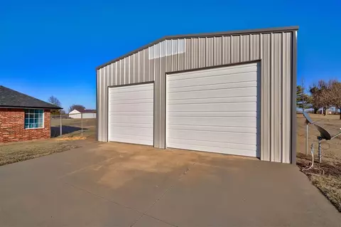 102 Briscoe Dr, Tuttle, OK 73089 photo 42