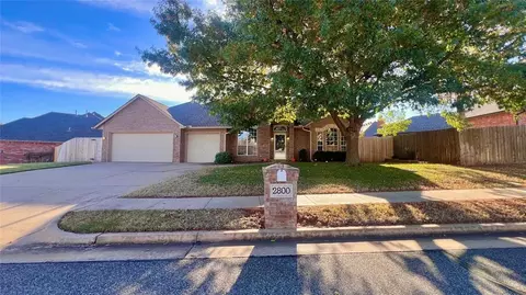 2800 Durland Dr, Edmond, OK 73012