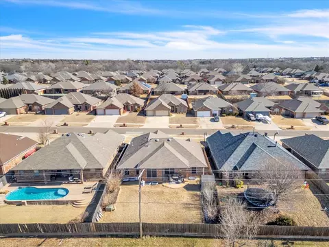 517 Allison Ln, Moore, OK 73160 photo 36