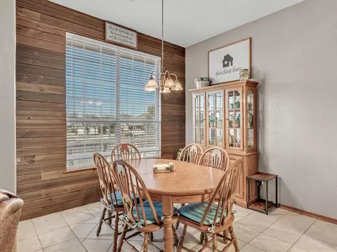 517 Allison Ln, Moore, OK 73160 photo 11