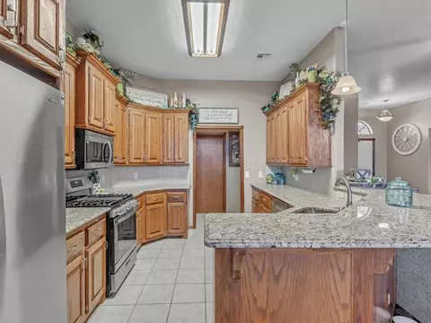 517 Allison Ln, Moore, OK 73160 photo 14
