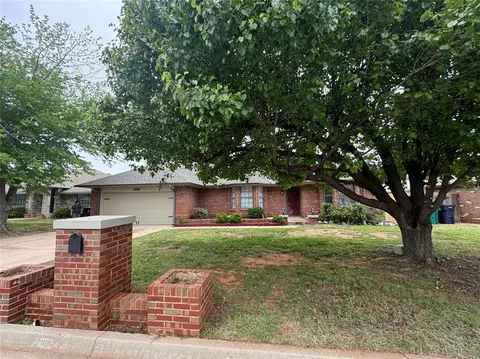 7233 NW 121st St, Oklahoma City, OK 73162