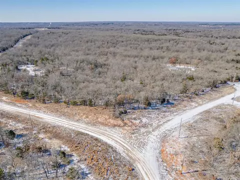 000 S 3330 Rd, Harrah, OK 73045