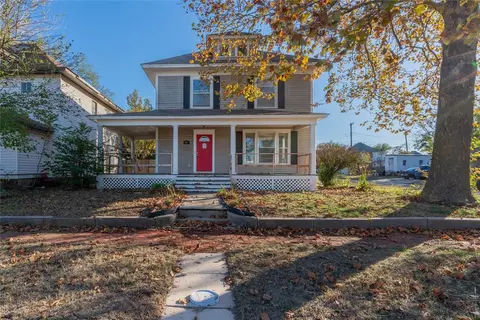 721 W Cherokee Ave, Enid, OK 73701