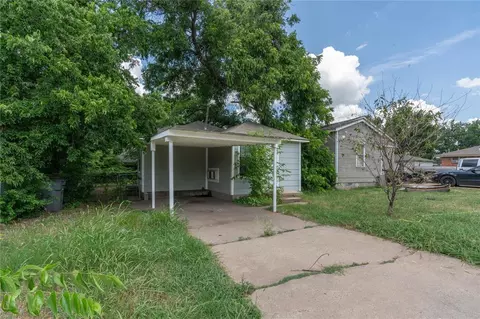 109 SW 18th St, Lawton, OK 73501